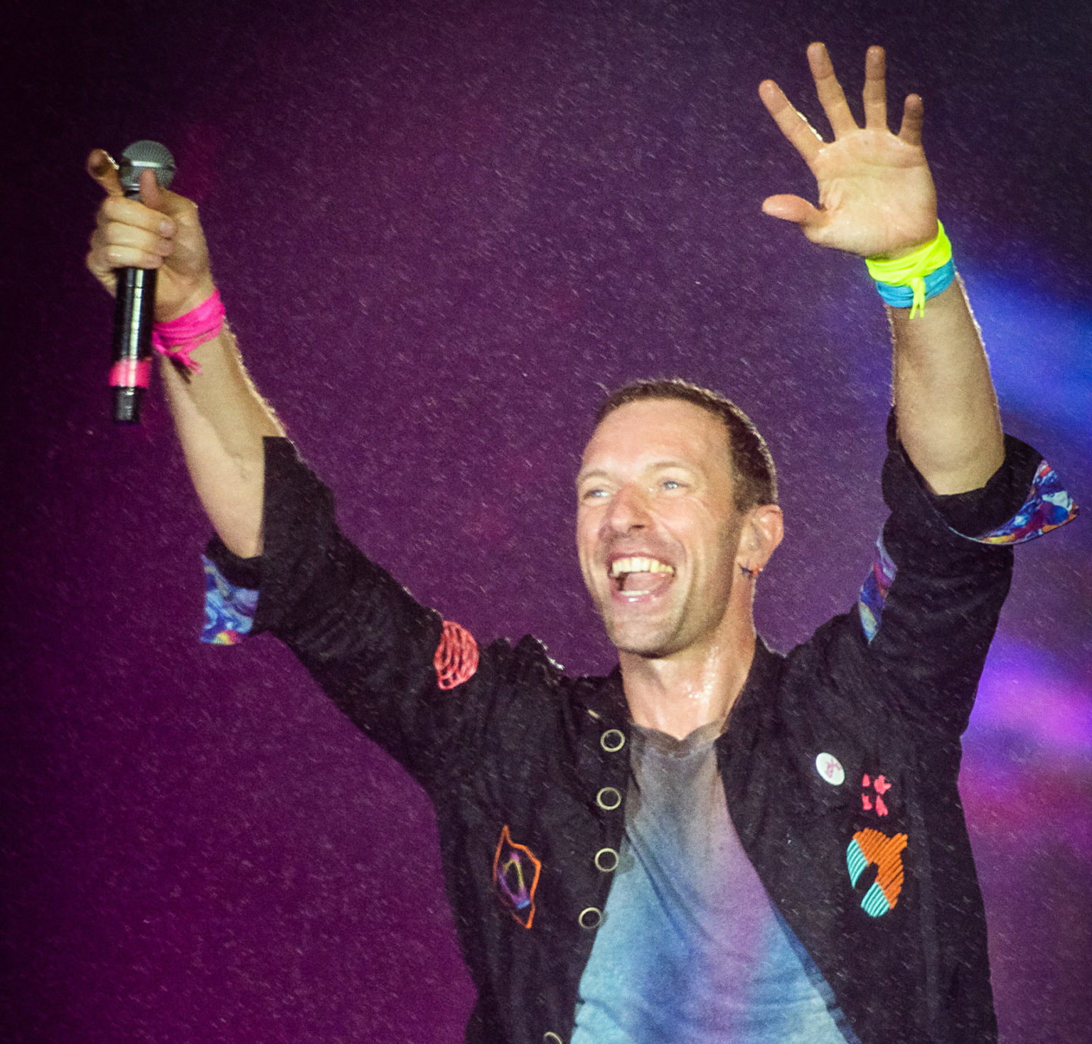 Coldplay celebra sucesso nos charts após Rock in Rio Portal PopNow